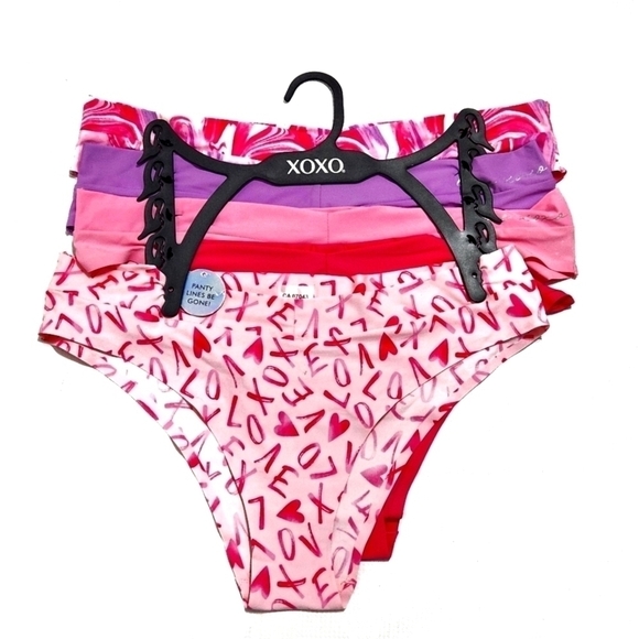 NWT XOXO Seamless Pink Underwear - Picture 1 of 2
